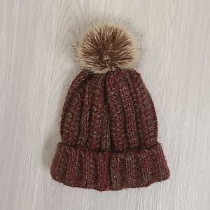 Eyeful Ribbed knitted Red Green pom pom beanie hat winter warm knit unisex comfy